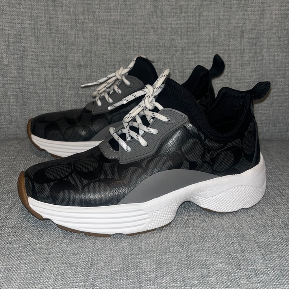 Coach C270 Tech Runners size 6.5